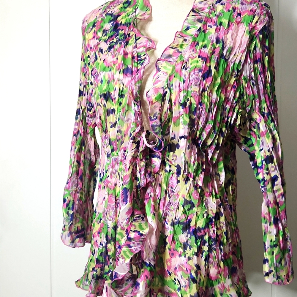 Y2K floral print Ruffle Front Piriate Blouse fairy Whimsy Stretchy Gauze top